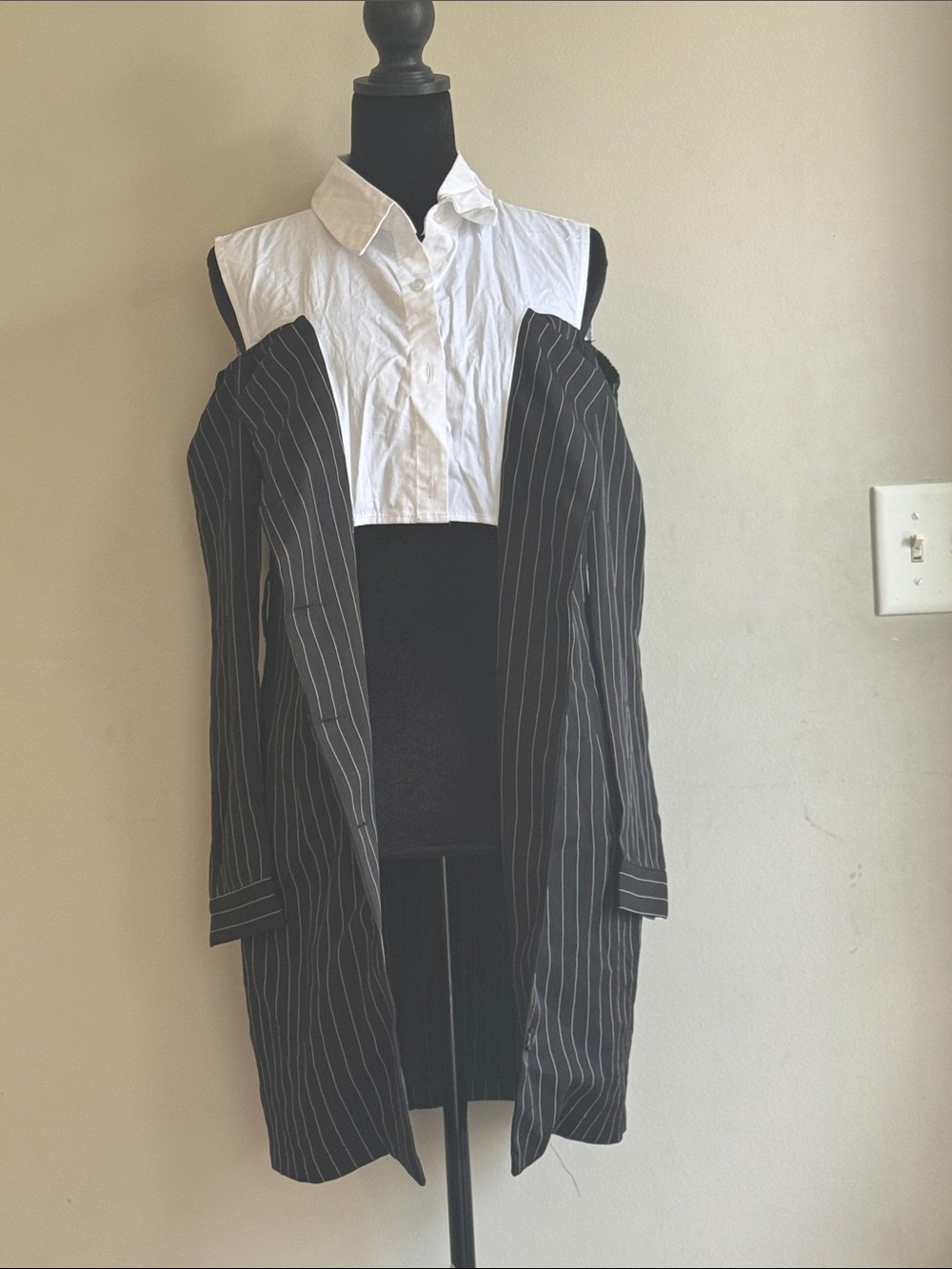 Black Pinstripe Open-Shoulder Blazer with White Collared Bib